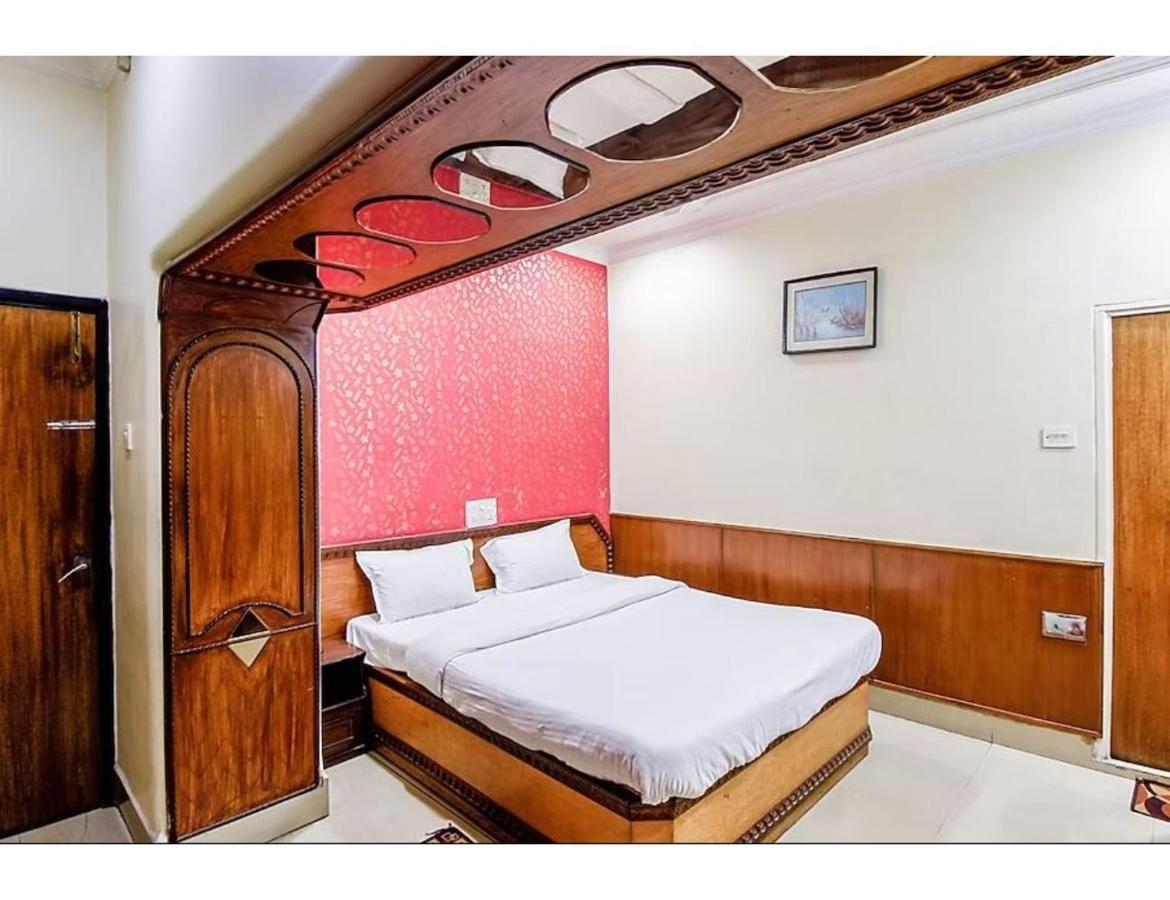 Hotel Heera, Kolkata Luaran gambar